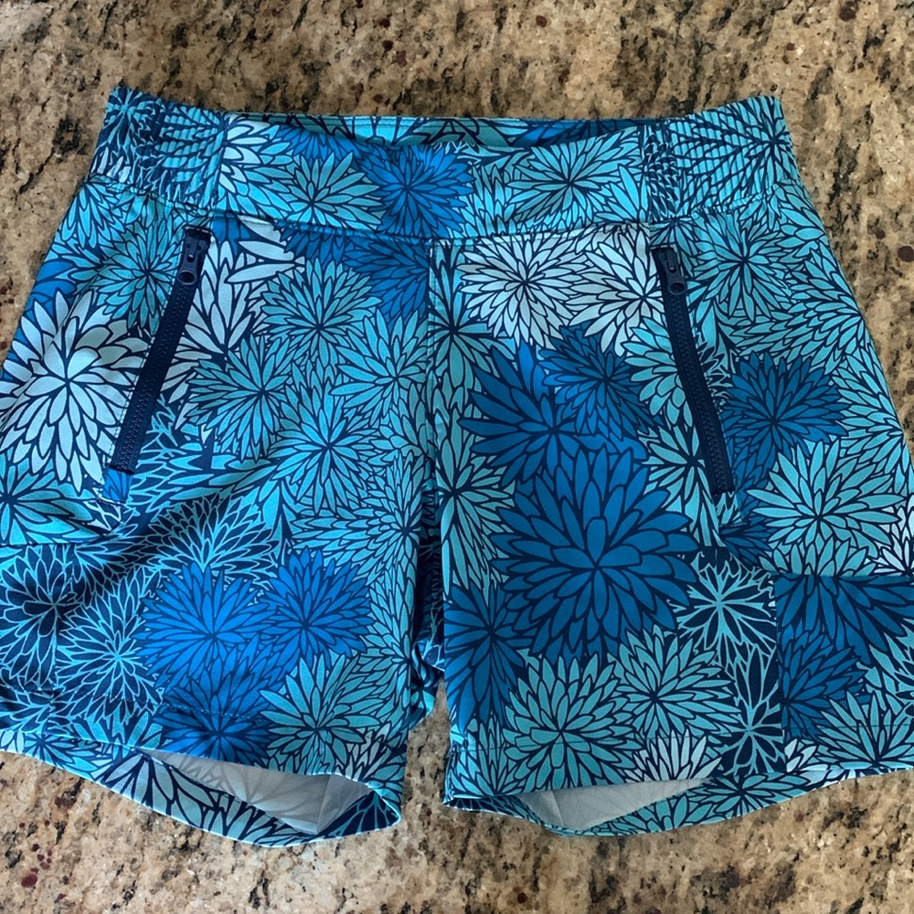 Columbia PFG shorts